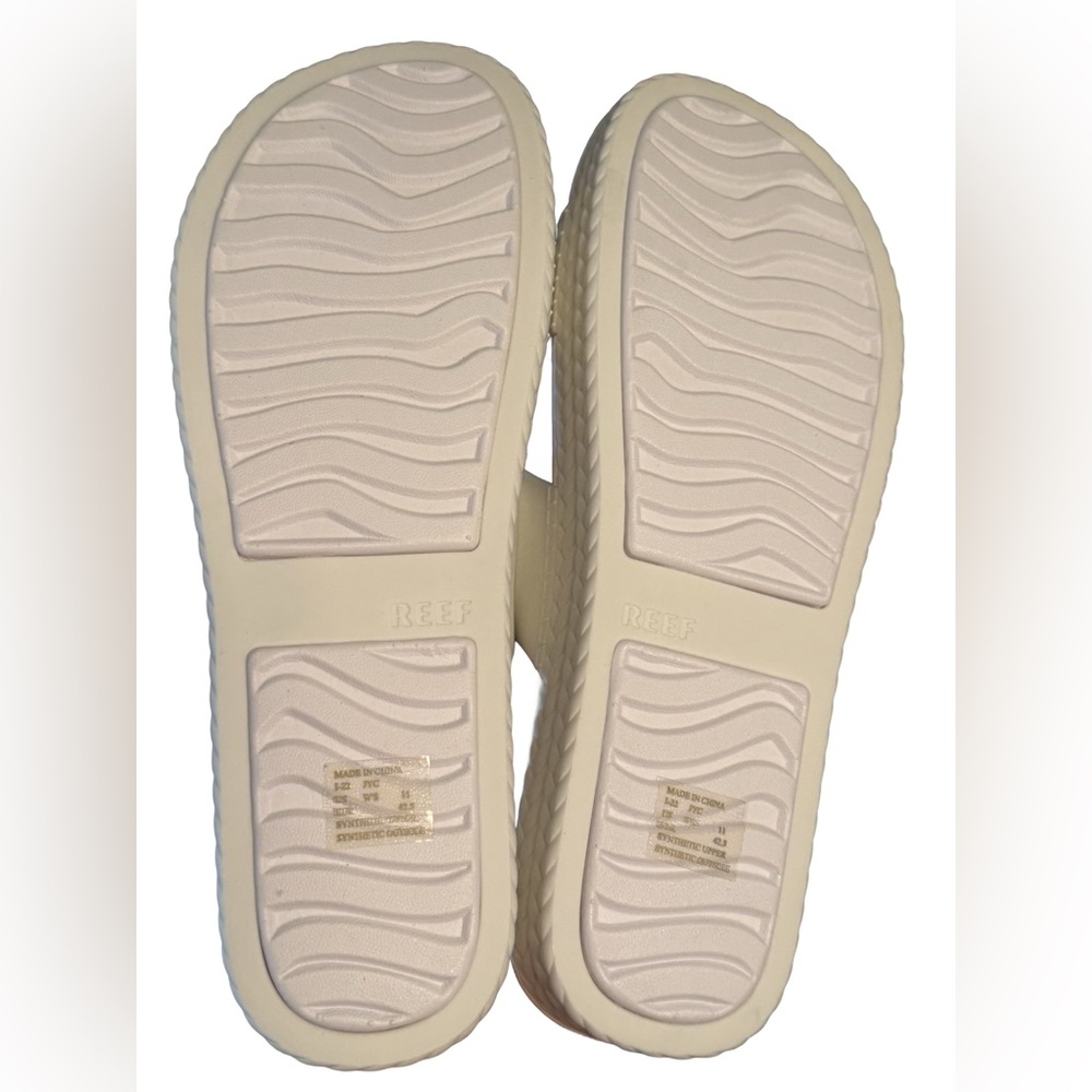 Reef NWT White Lightweight Water Friendly Slide Sandals (SH206) - Picture 6 of 12